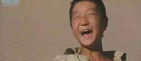 娱乐圈最丑男_美女野兽组合 娱乐圈丑男美女恋爱故事 娱乐圈颜值与才华反差情侣