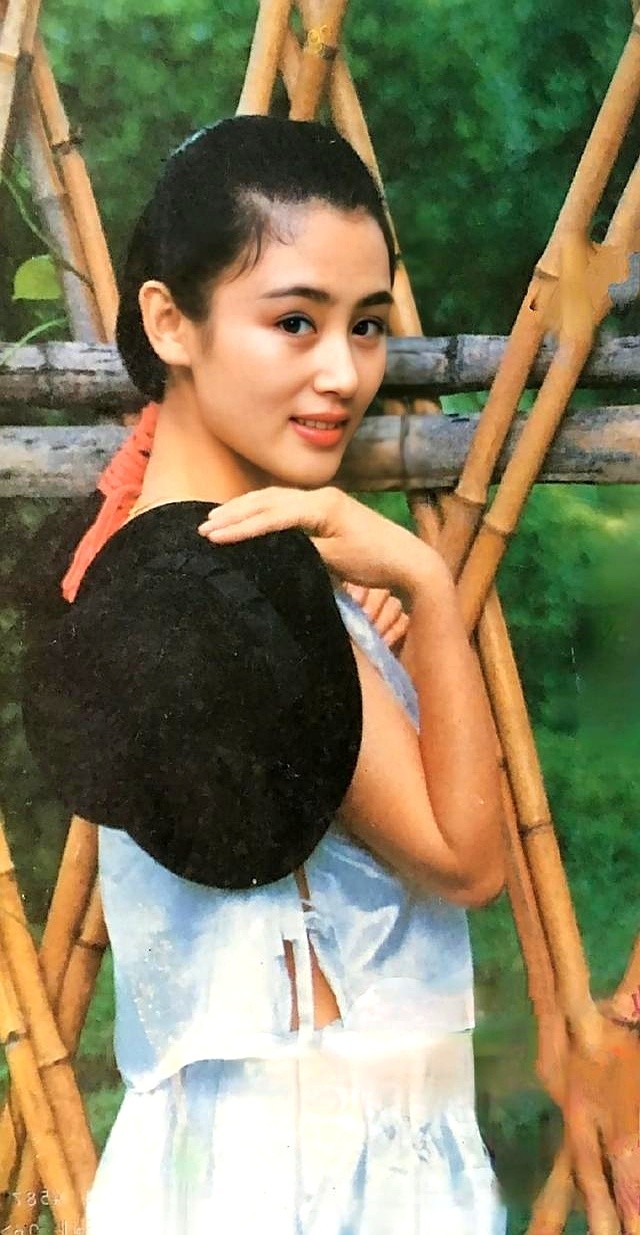 港台资源内地资源联动_香港女明星挂历图片_1994年挂历商业布局