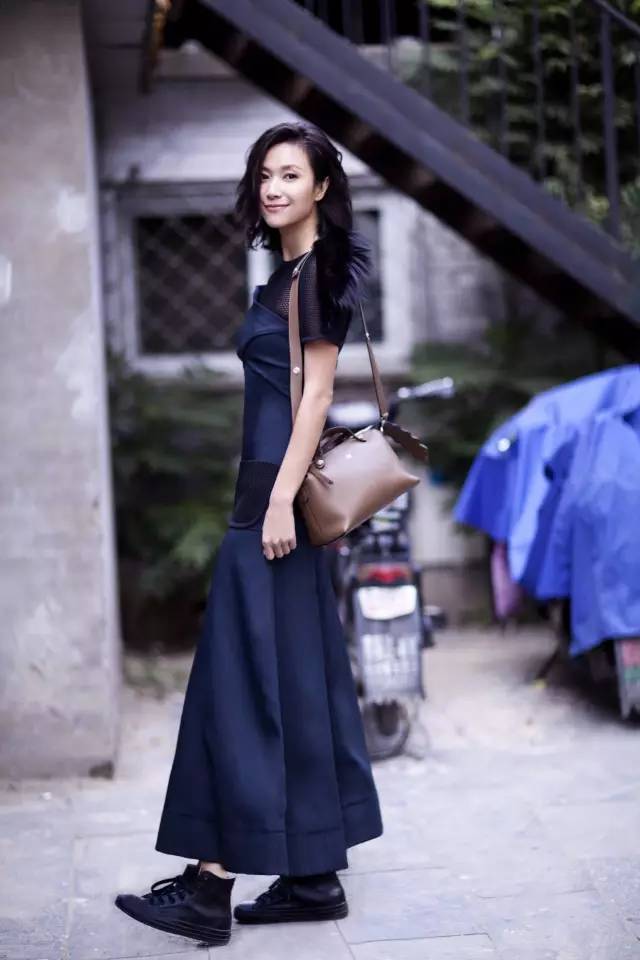 徐静蕾才女多才多艺_徐静蕾导演作品票房破亿_娱乐圈知名女导演