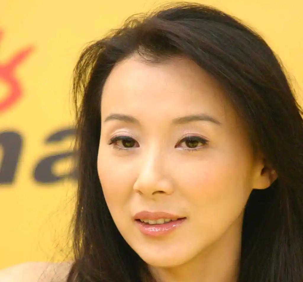 明星最老的女明星_51岁女明星气质_50岁女明星保养