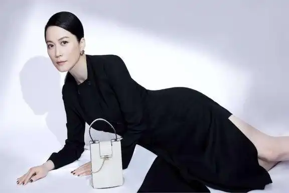 岁月流转女明星魅力_女明星抗衰老秘诀_明星最老的女明星