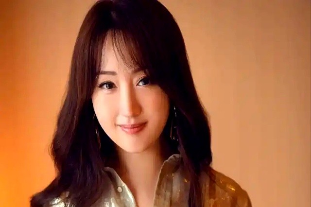 桃花眼女星的独特魅力_有桃花眼的女明星_一眼勾魂的桃花眼女星